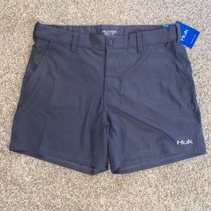 NEW Huk Lowcountry 6"  Men's Fishing Shorts stretch belt Gray XL Extra Large